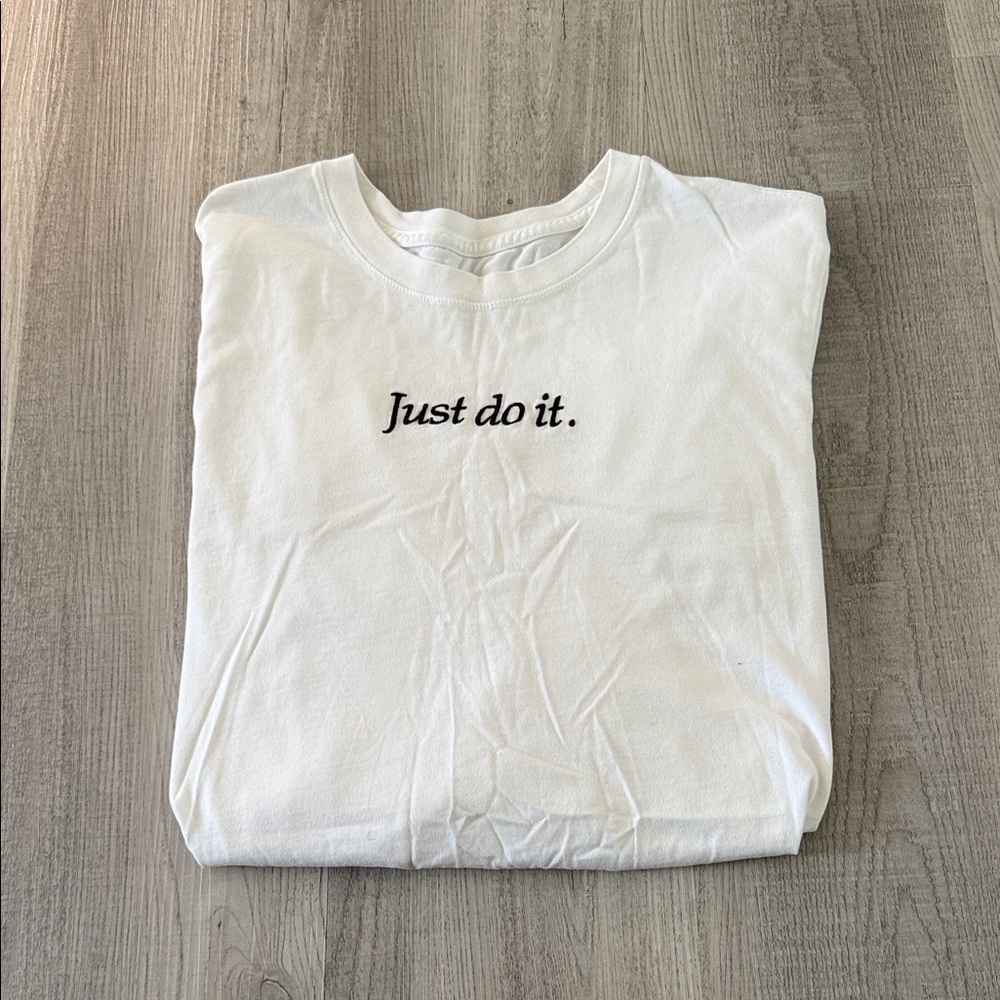 New Nike White Tshirt w Black "Just do it." Script